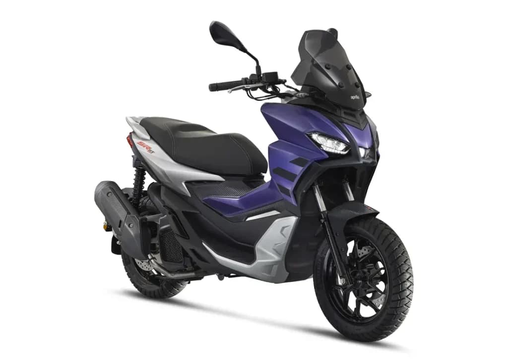 Cat Ε -Aprillia SR GT Sport | 200cc — Chaniotis | Paros Rentals® rental in Paros