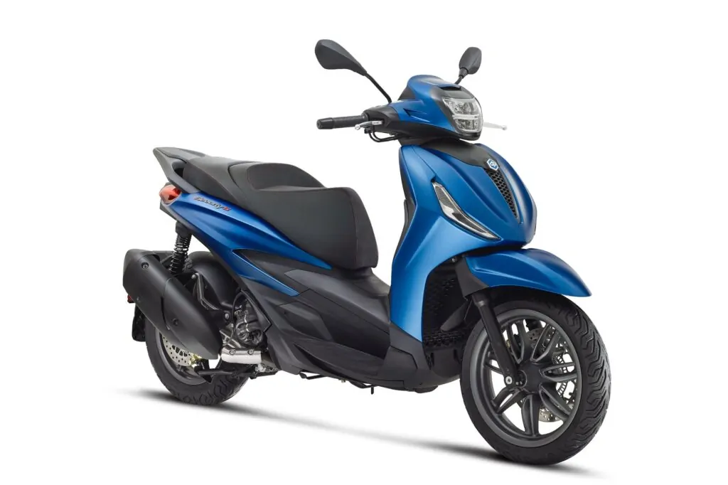 Cat D1 – Piaggio Medley | 150 — Chaniotis | Paros Rentals® rental in Paros