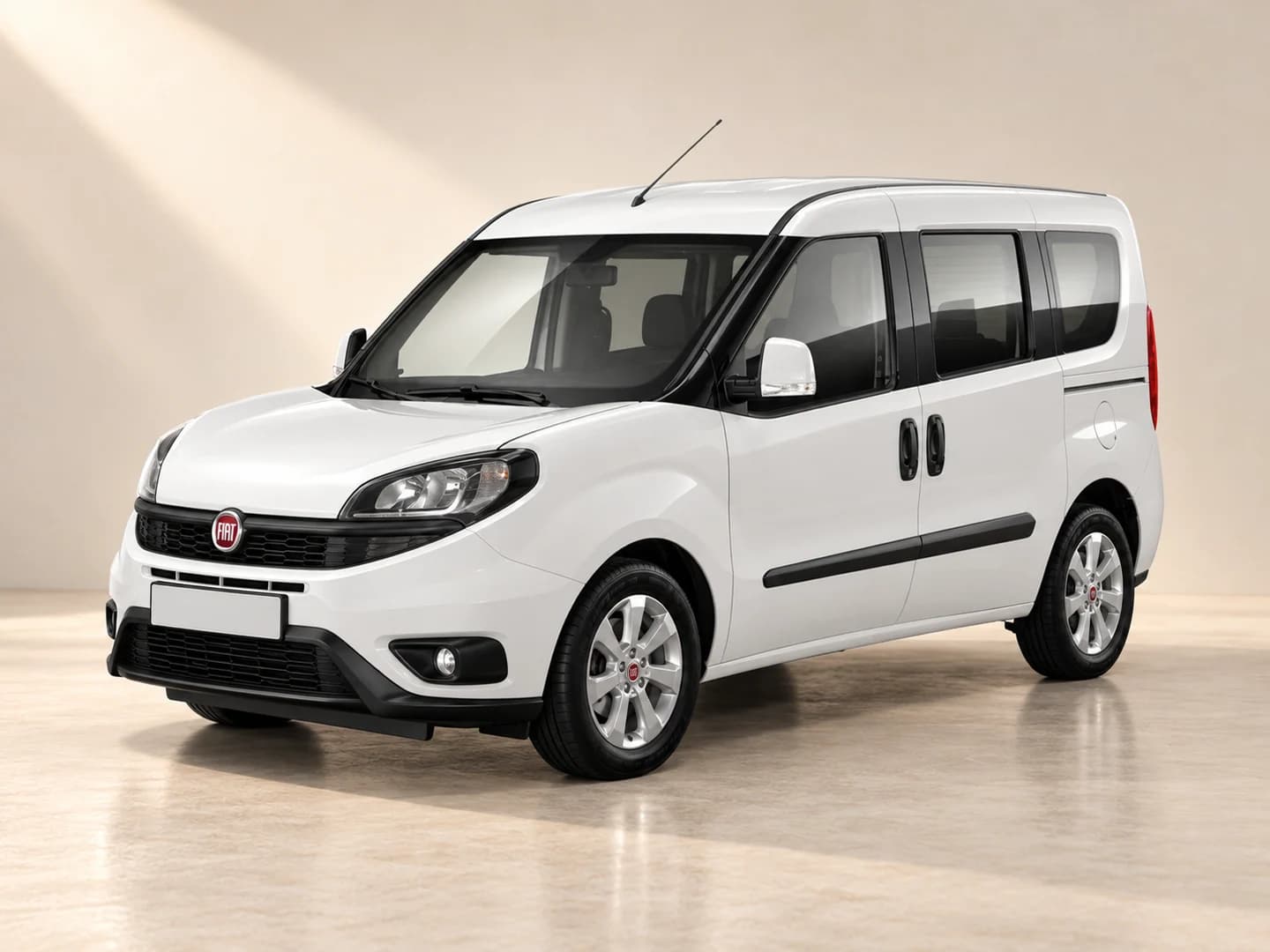 FIAT DOBLO 7 seater, Escape in Naxos, Naxos