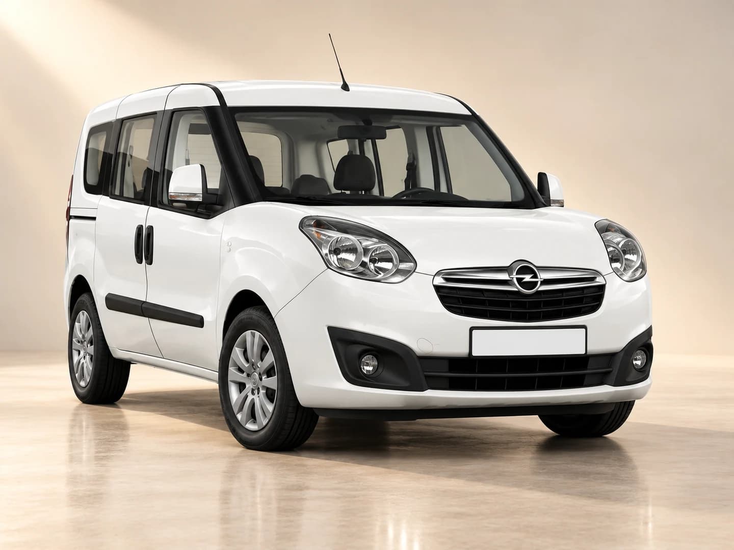 Opel Combo TOUR, Naxos Auto Rent, Naxos