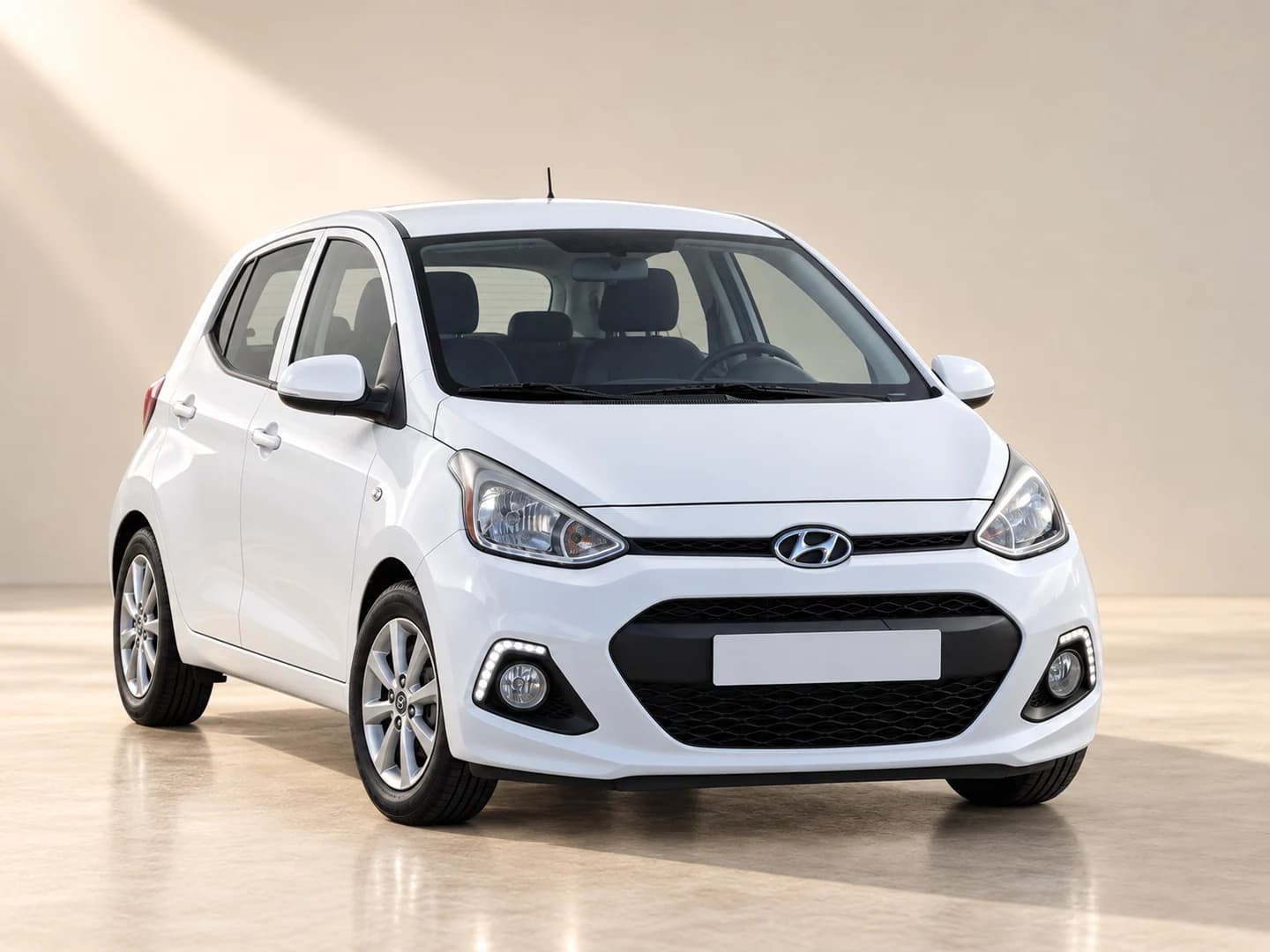 Hyundai i10 1200, Fast Motor Car Rental Naxos, Naxos