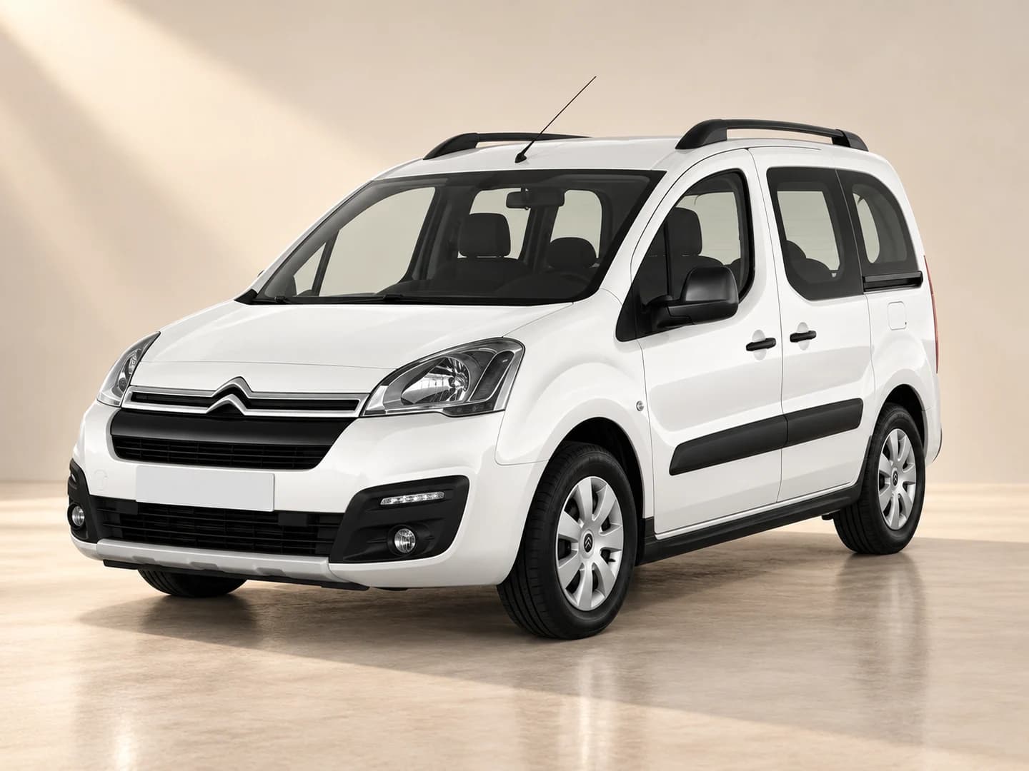 Citroen Berlingo 7-seat 1.6cc Diesel, Maistrali Car Rental, Syros