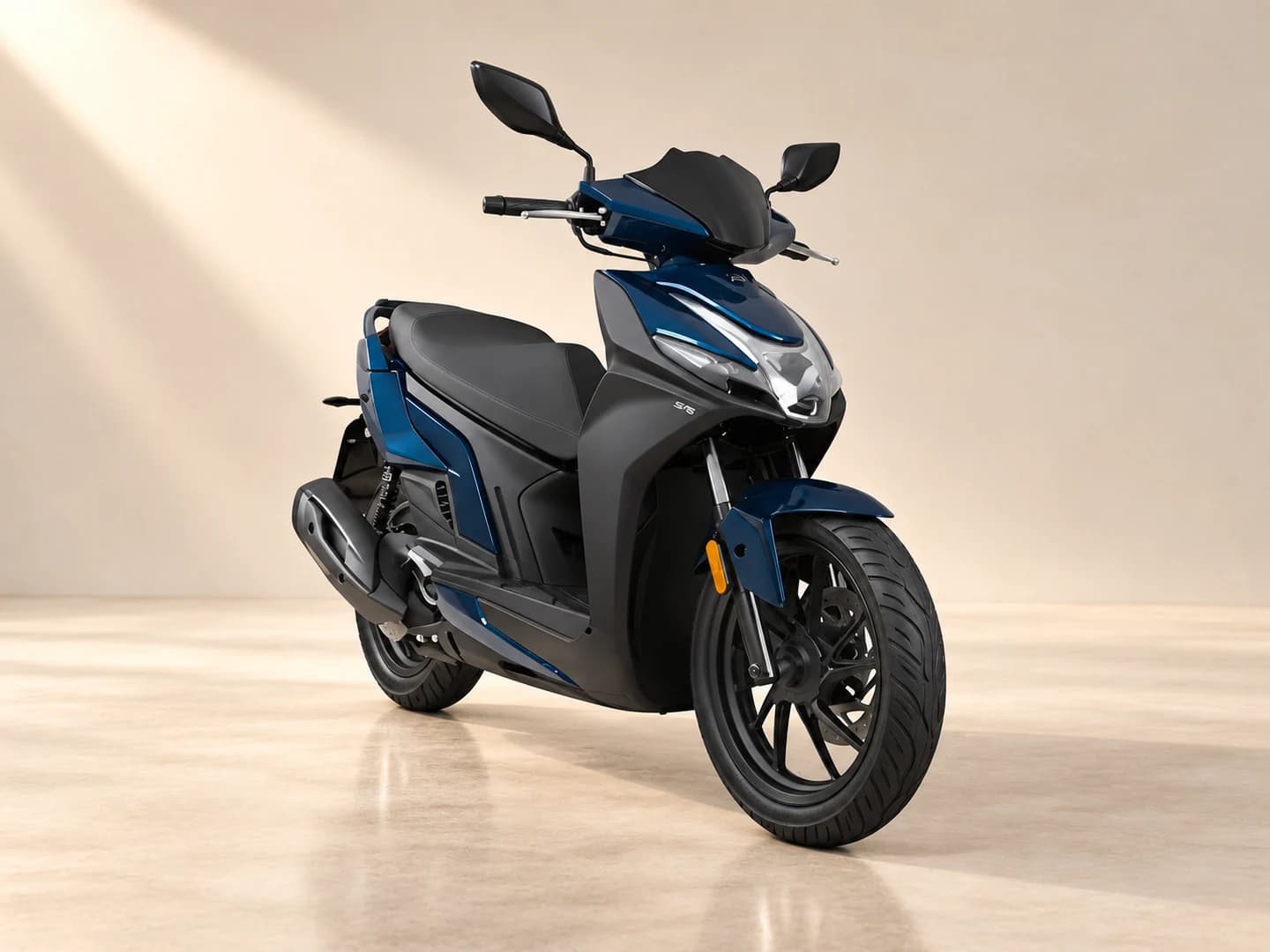 Kymco Agility 125cc, Loukis Rentals, Paros