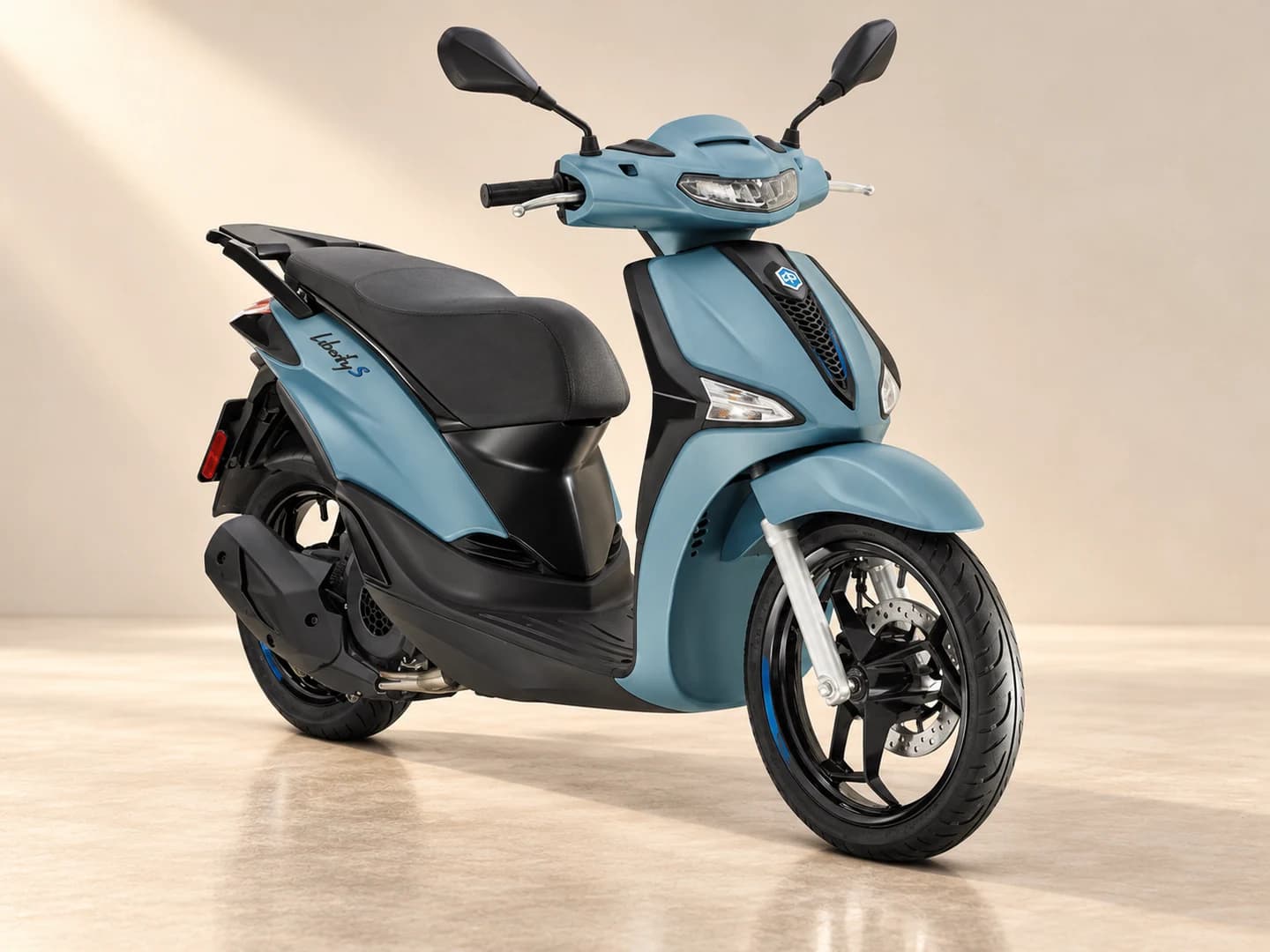 Piaggio Liberty 125cc, Alikis Rent a Car, Paros