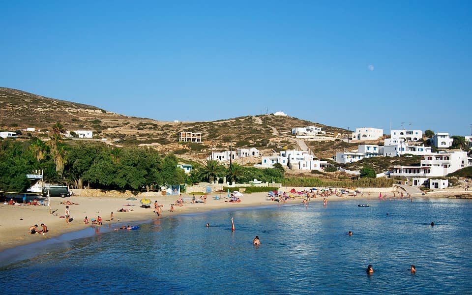 Rent a car in Donousa