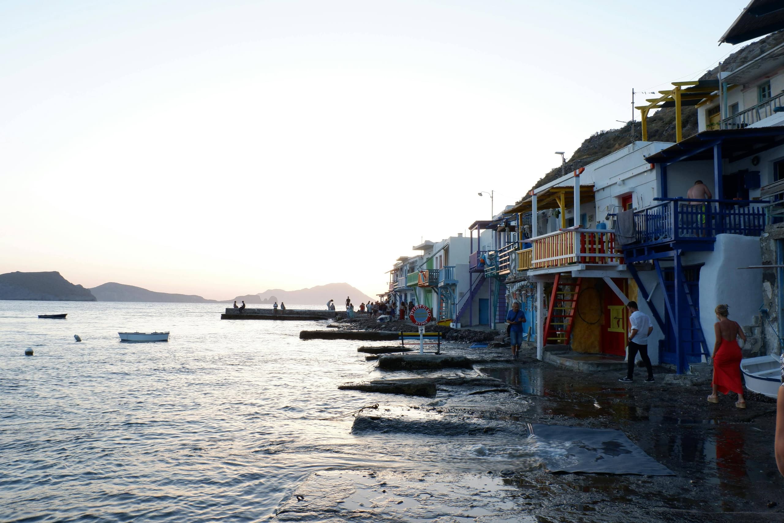 Rent a car in Milos