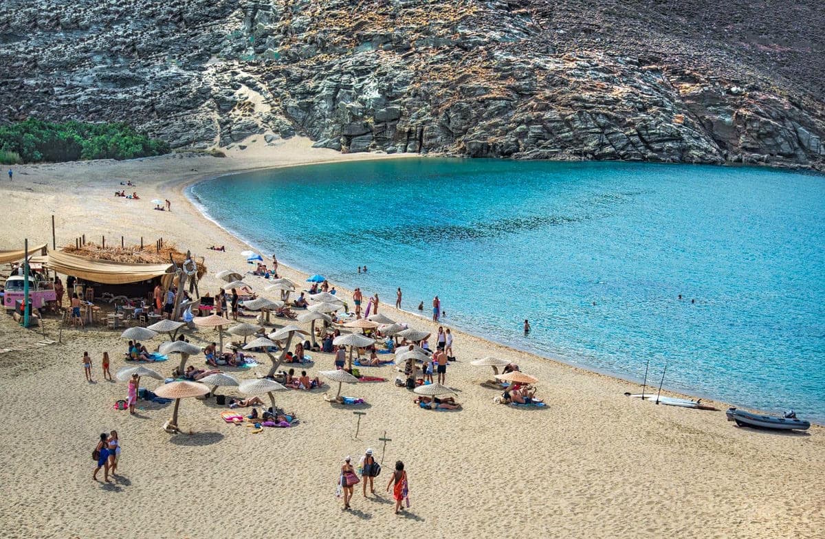 Rent a car in Tinos