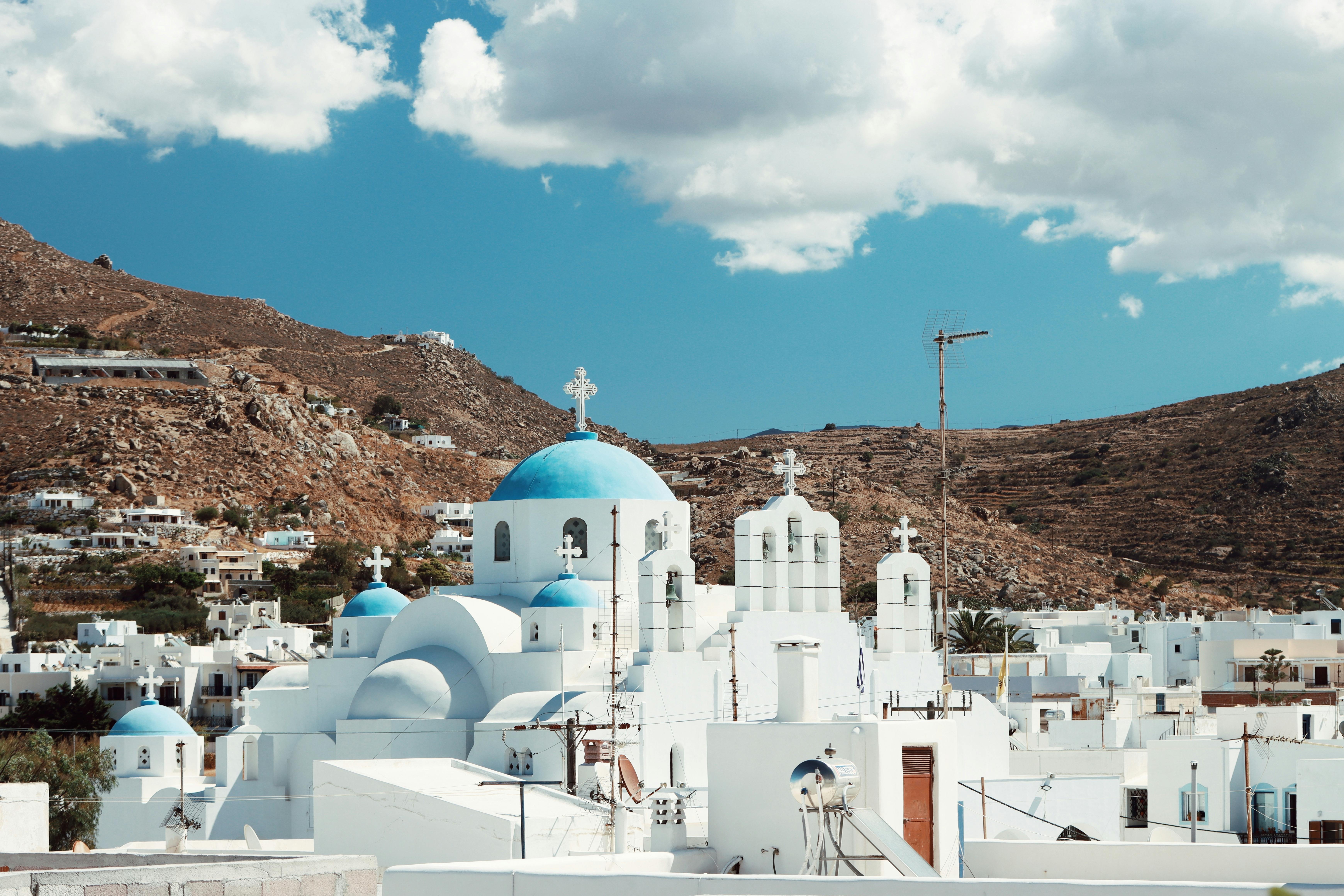Chrysopigi area with unique monastery setting in Sifnos