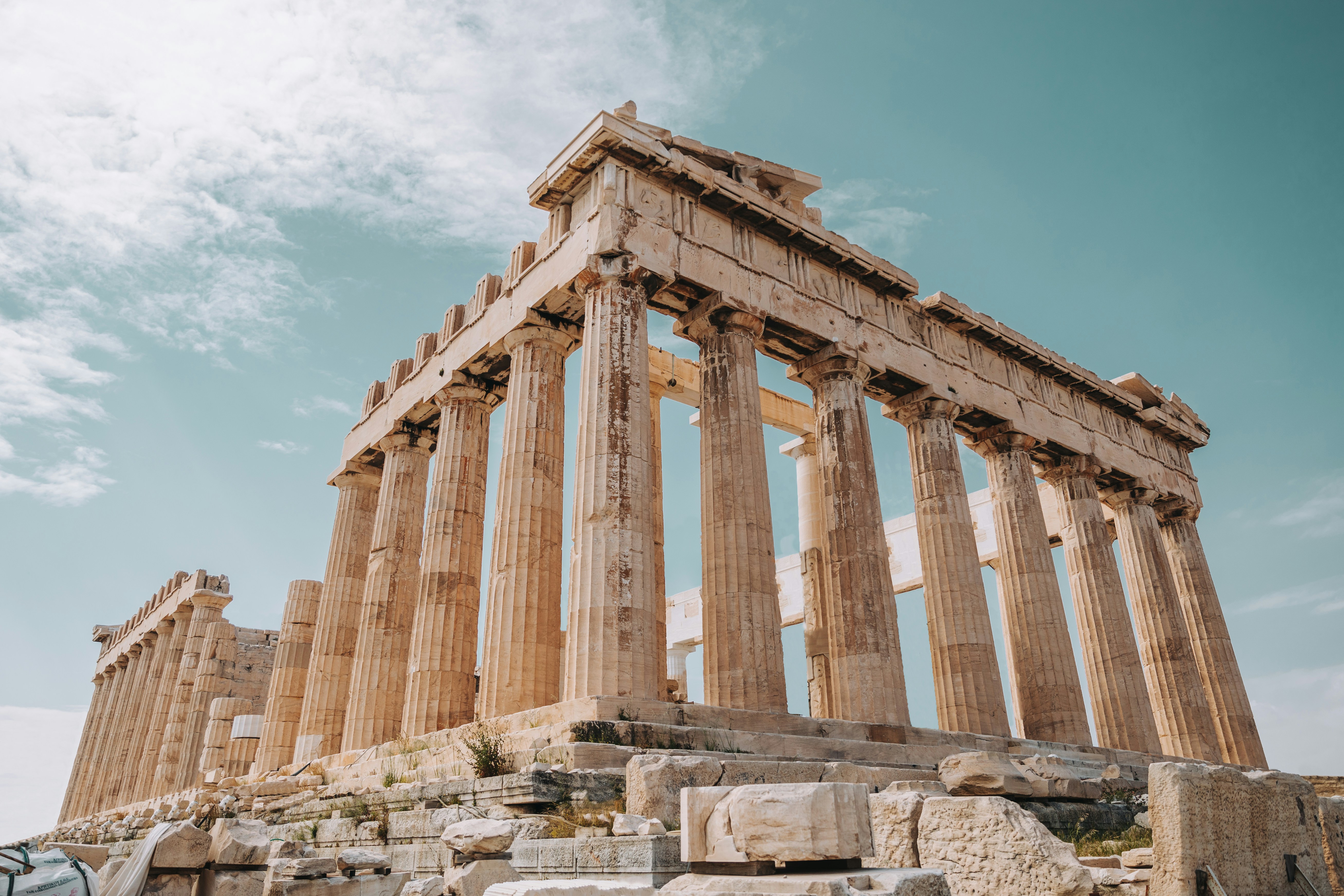 Greek Islands Near Athens 2026: Closest Cyclades for Easy Weekend Trips