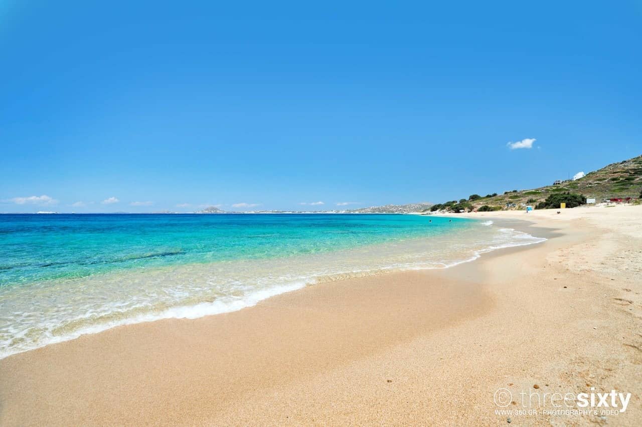 Windsurfing and kitesurfing at world-class beaches in the Cyclades