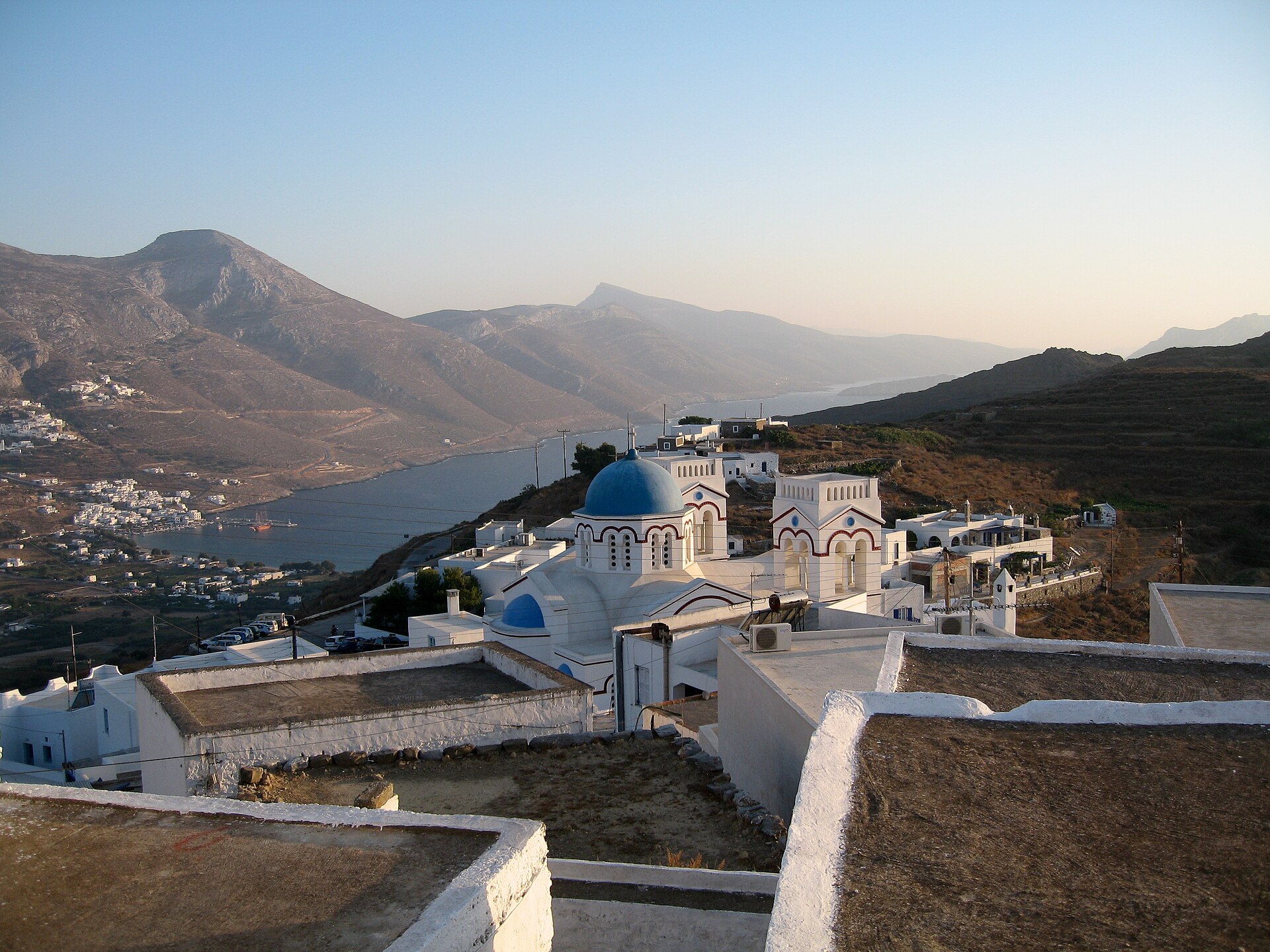 Tholaria, Amorgos: La aldea de montaña