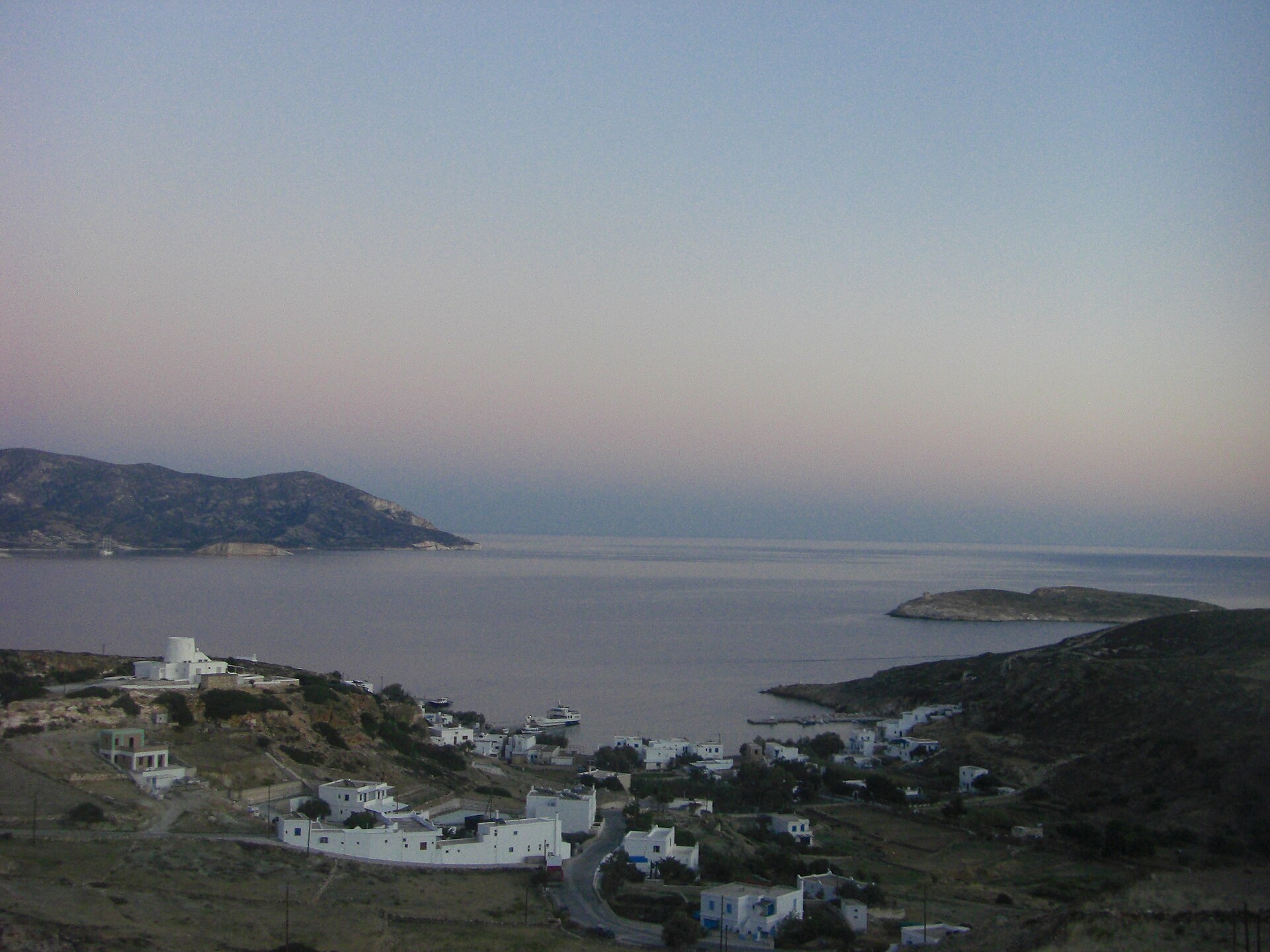 Psathi, Kimolos : Le port coloré