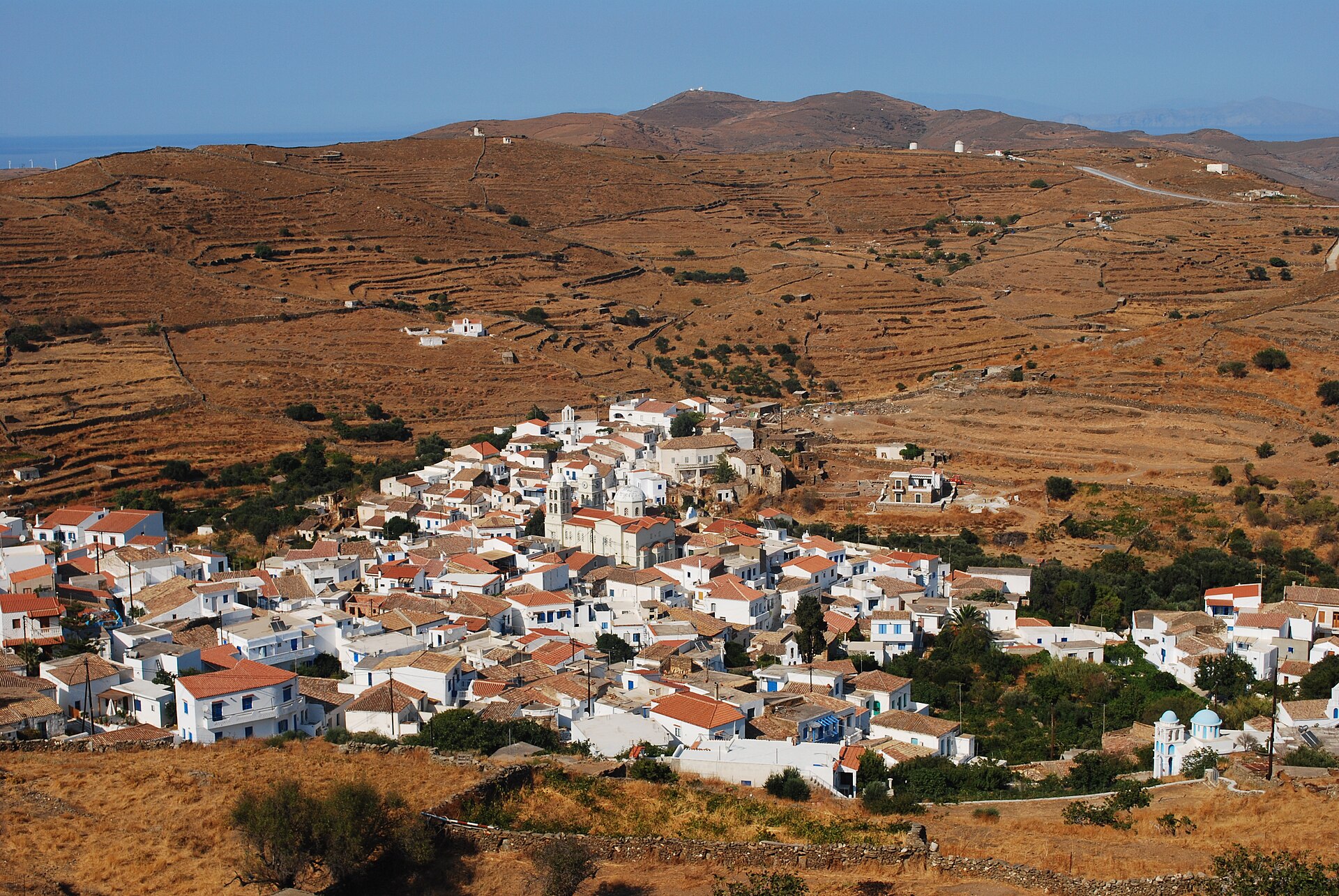 Dryopida, Kythnos : Le village de la grotte